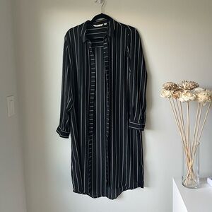 Stripped blouse trench